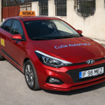 Mașină școală de șoferi Hyundai cu cutie automată pentru instruire practică